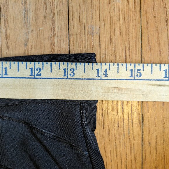 BCBGeneration black swing skirt - Picture 5 of 6